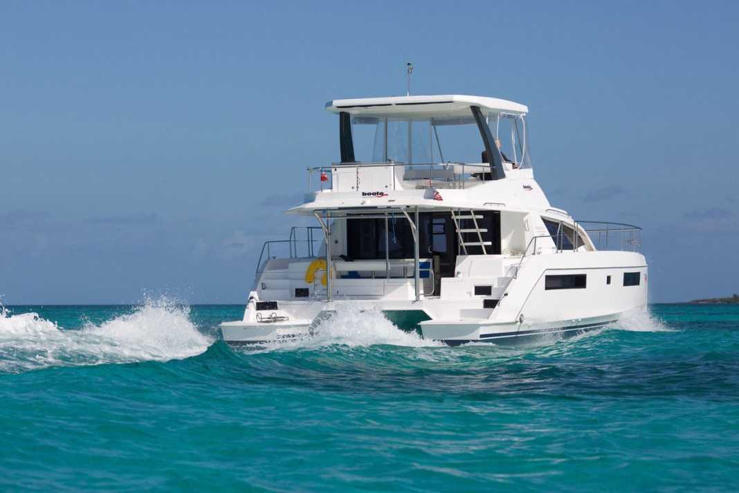 Instruction on the catamaran - know what is where