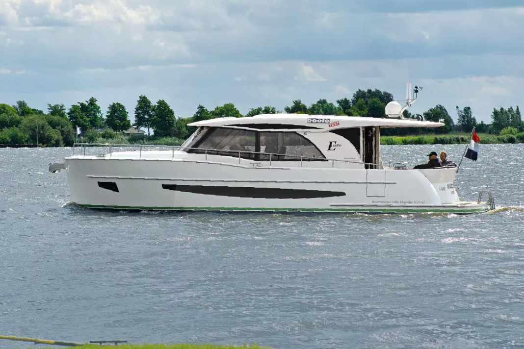 Boarncruiser 1280 Elegance Hybrid - With the power of two hearts