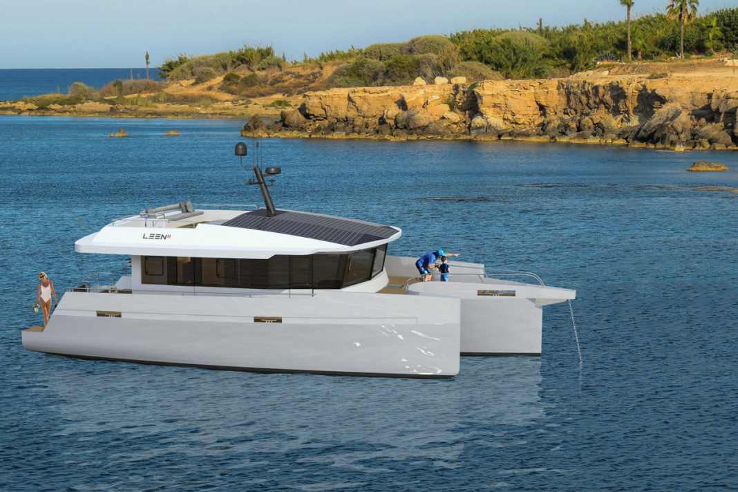 Leen-Trimarane erweitert Programm