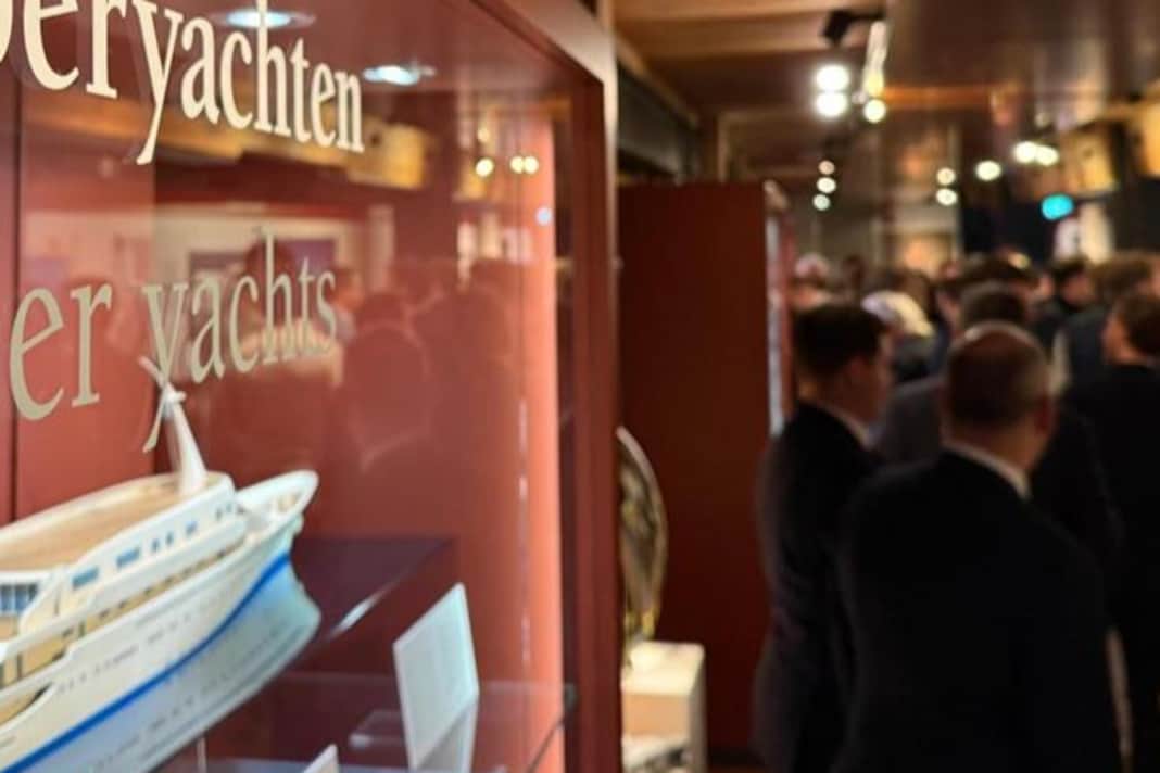 Superyacht-Ausstellung eröffnet