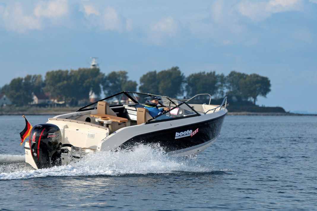 Quicksilver Activ 605 Bowrider – Aktiv und bequem zugleich