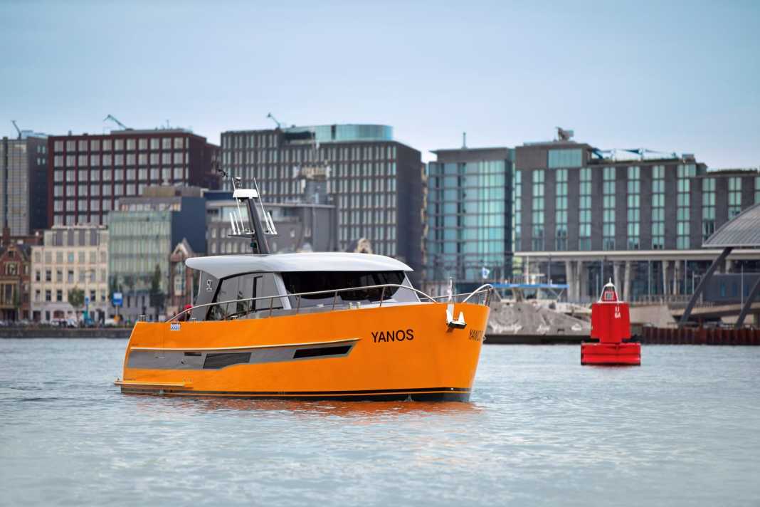 Super Lauwersmeer Discovery 47 OC - Oranje runs in