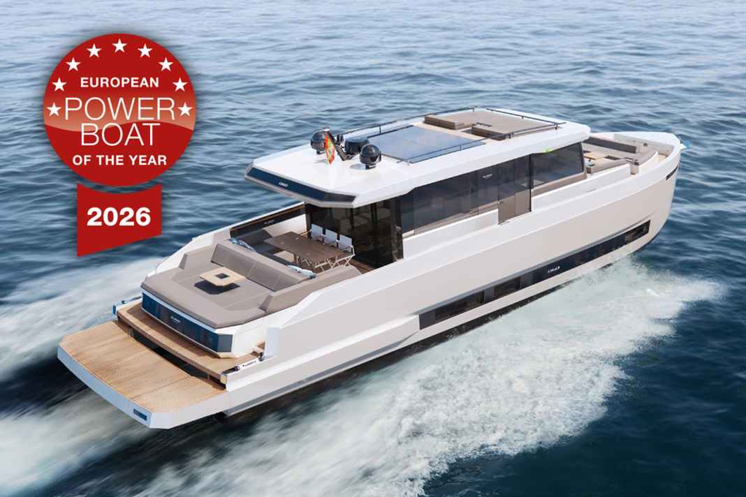 De Antonio D60 - Flaggschiff mit vier Außenbordern