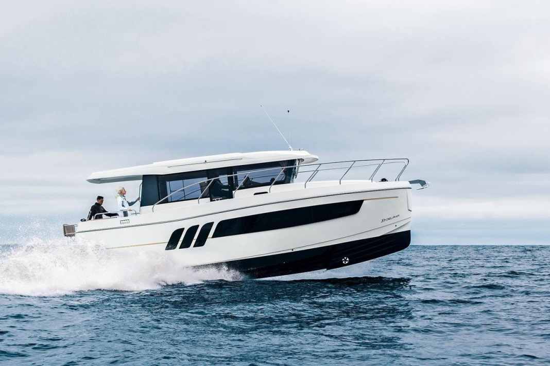 Delphia Escape 1150 Voyage - Klare Linie