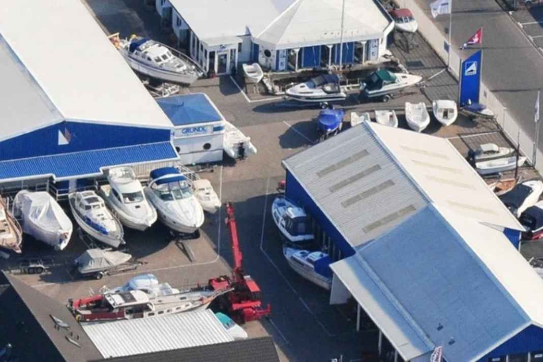 In-house exhibition with water sports highlights at the weekend