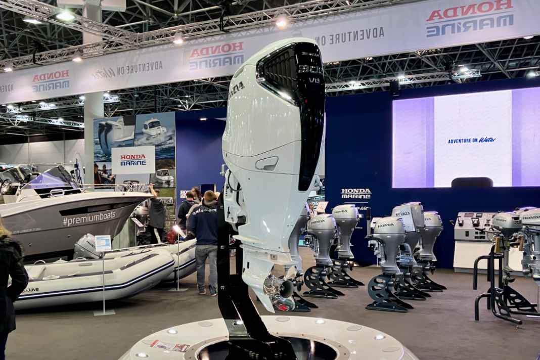 Zweiter V8 aus Japan