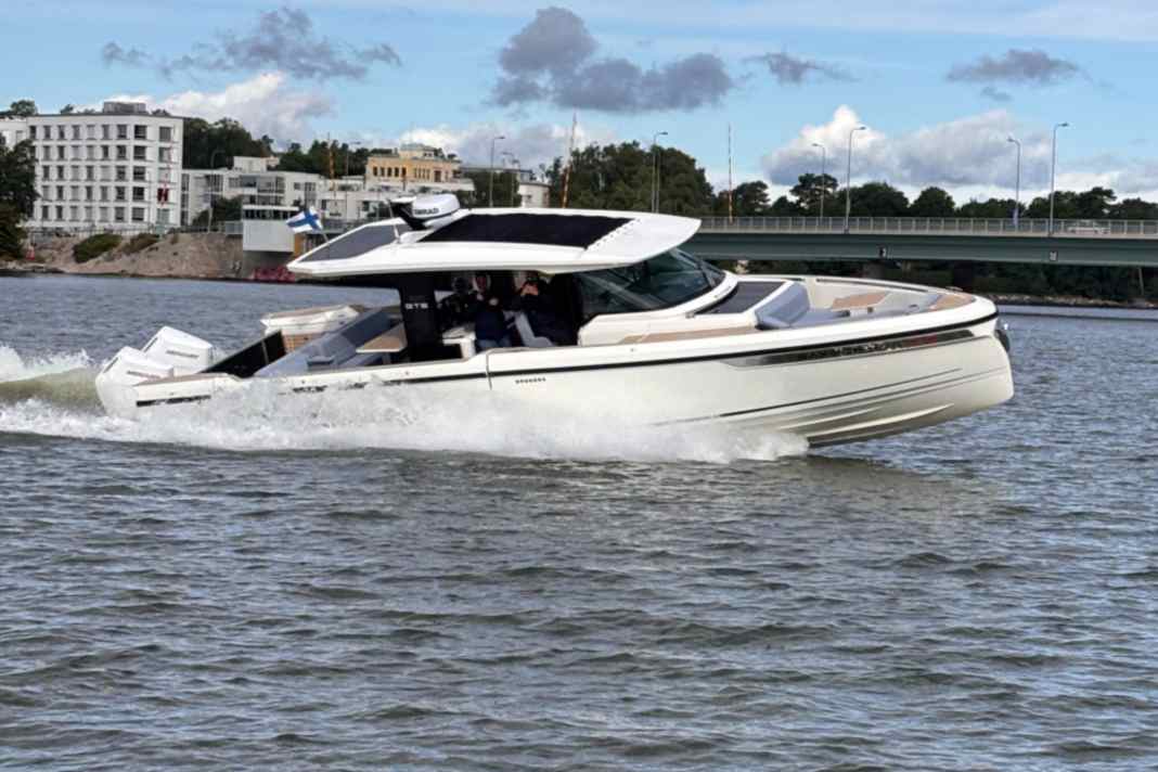We were on board – the first test photos