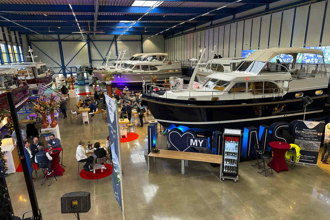 Boating pleasure in Maasbracht