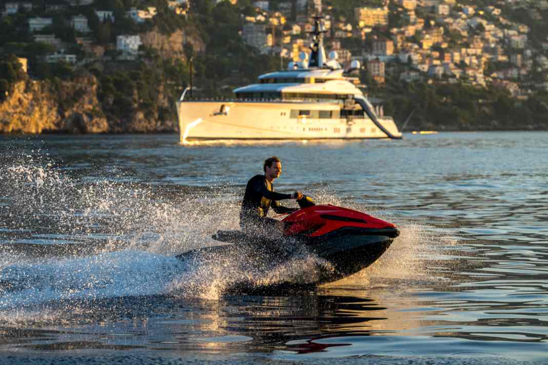 Auf Schnee und See – kanadische E-Jetskis kommen nach Europa