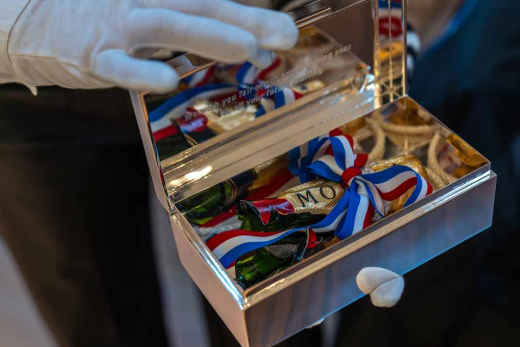 Die 55-Meter-Superyacht “Solemates” läuft vom Stapel