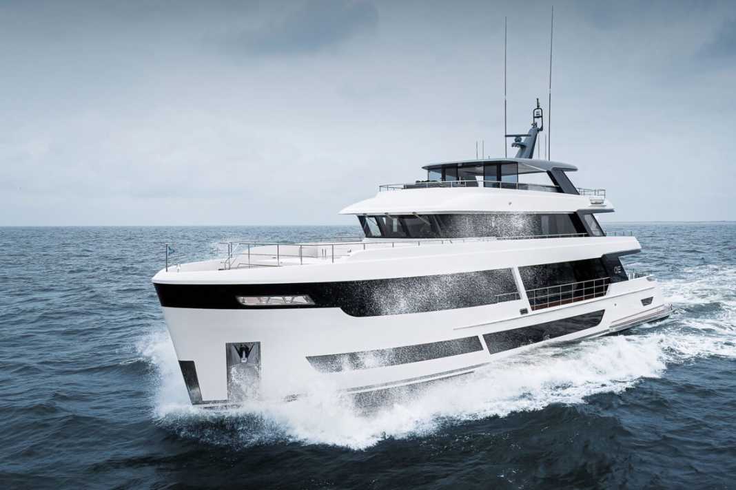 Van der Valk sells 34-metre superyacht