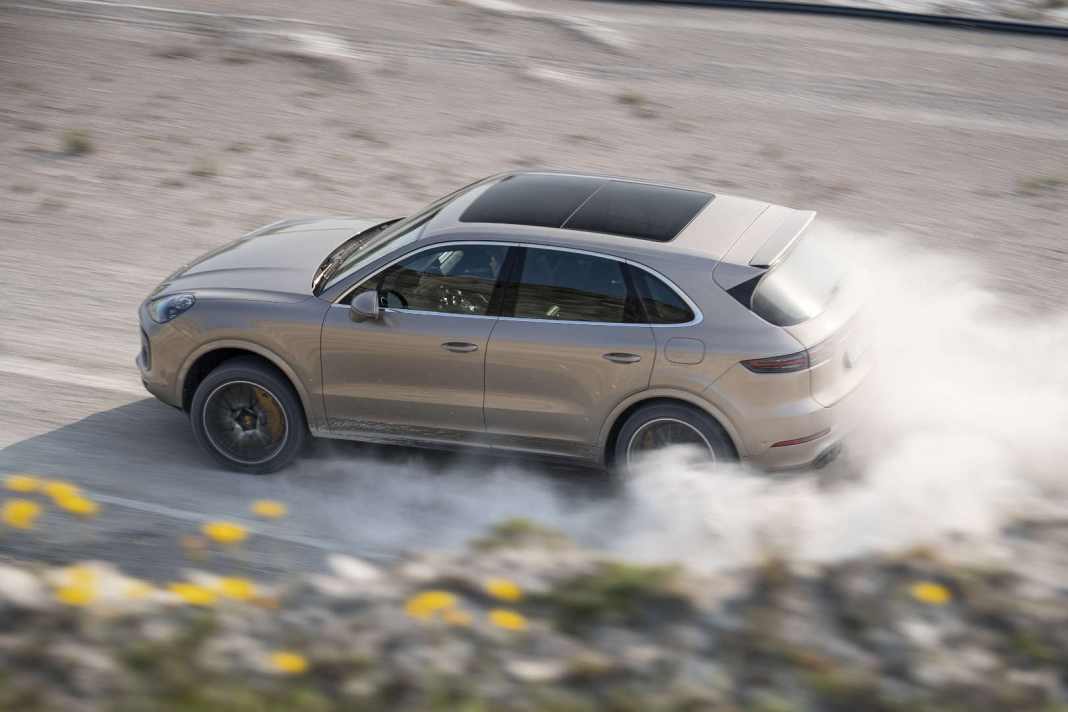 Cayenne Turbo S E-Hybrid mit ungewöhnlichem Rundenrekord