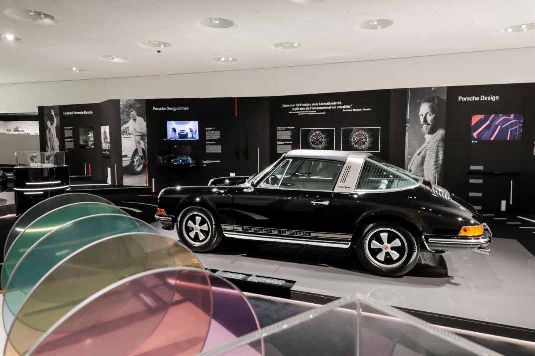 Porsche Design versteigert 911 S 2.4 Targa von 1972 mit Timepiece-Unikat