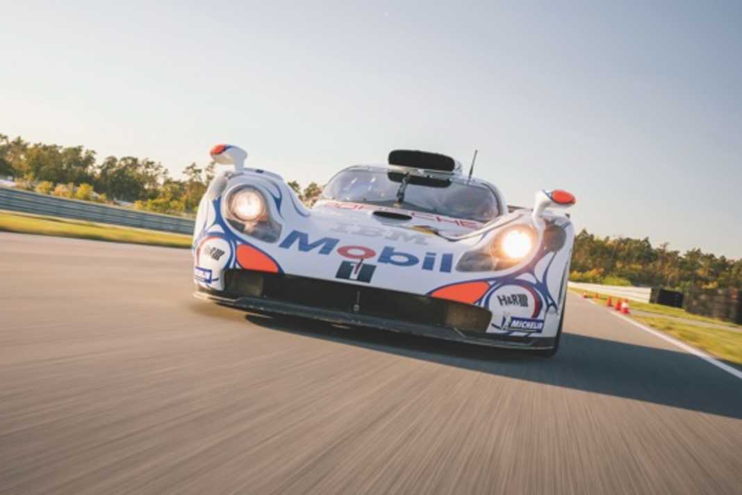 PORSCHE 911 GT1 - MITTELMOTOR-ELFER