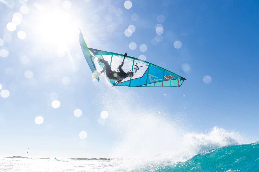 Der Backloop beim Windsurfen - die besten Tipps von Flo Jung
