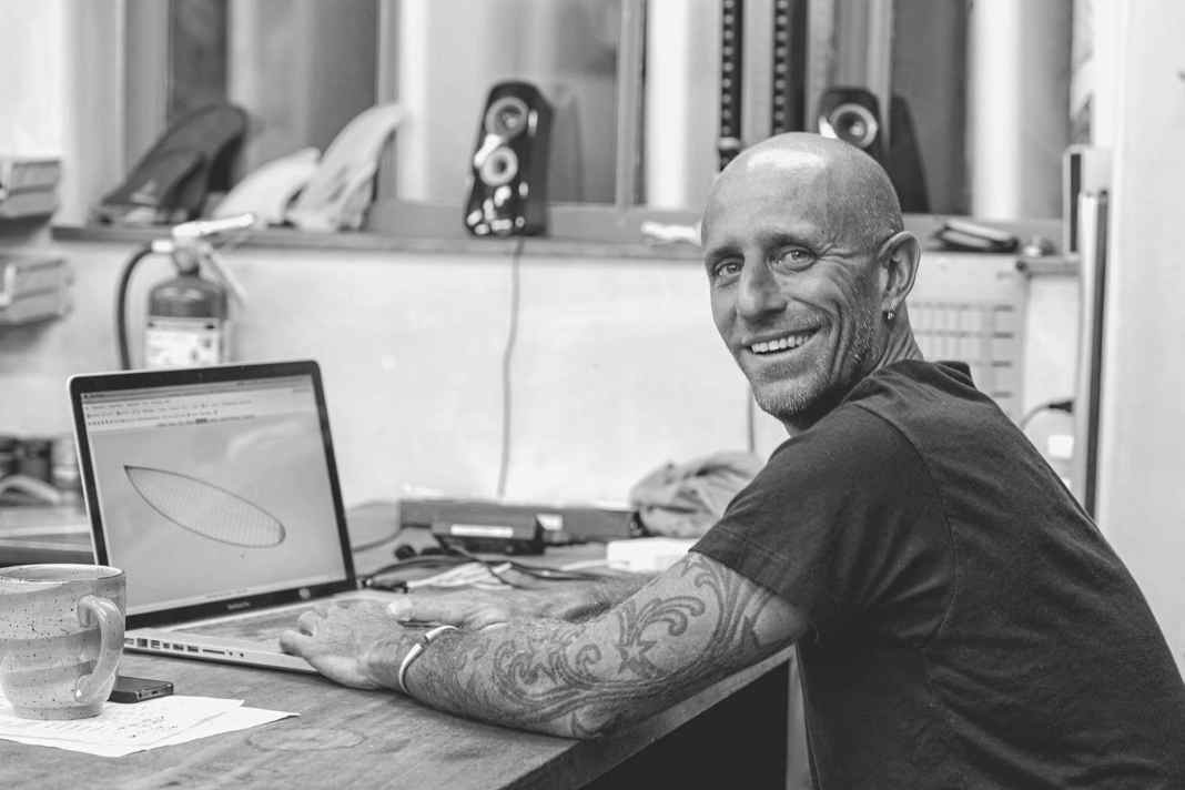 Keith Teboul über die Waveboard-Evolution - vom Singlefin zu Quad und Thruster