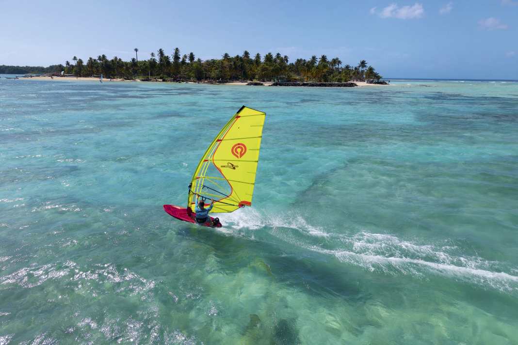 Spot Guide Tobago - karibisches Windsurf-Paradies mit Flachwasser und Wave-Option