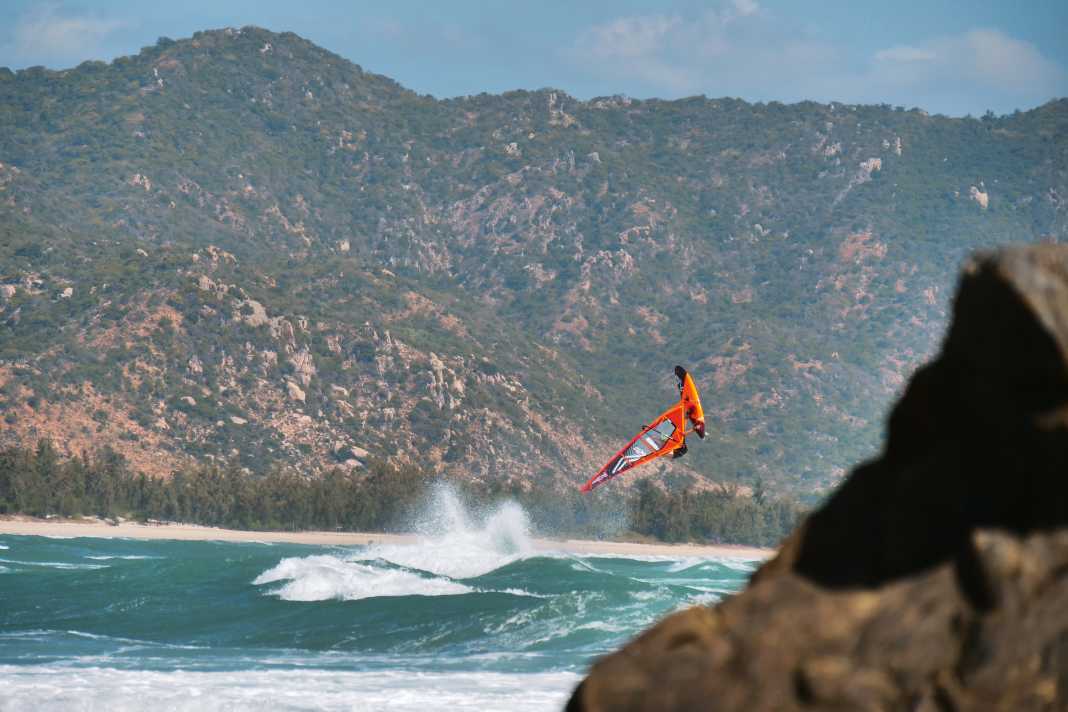 Die besten Windsurf-Spots in Vietnam abseits von Mũi Né