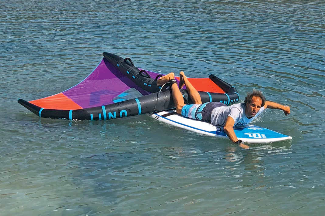 How to paddle with the wing when wingfoiling