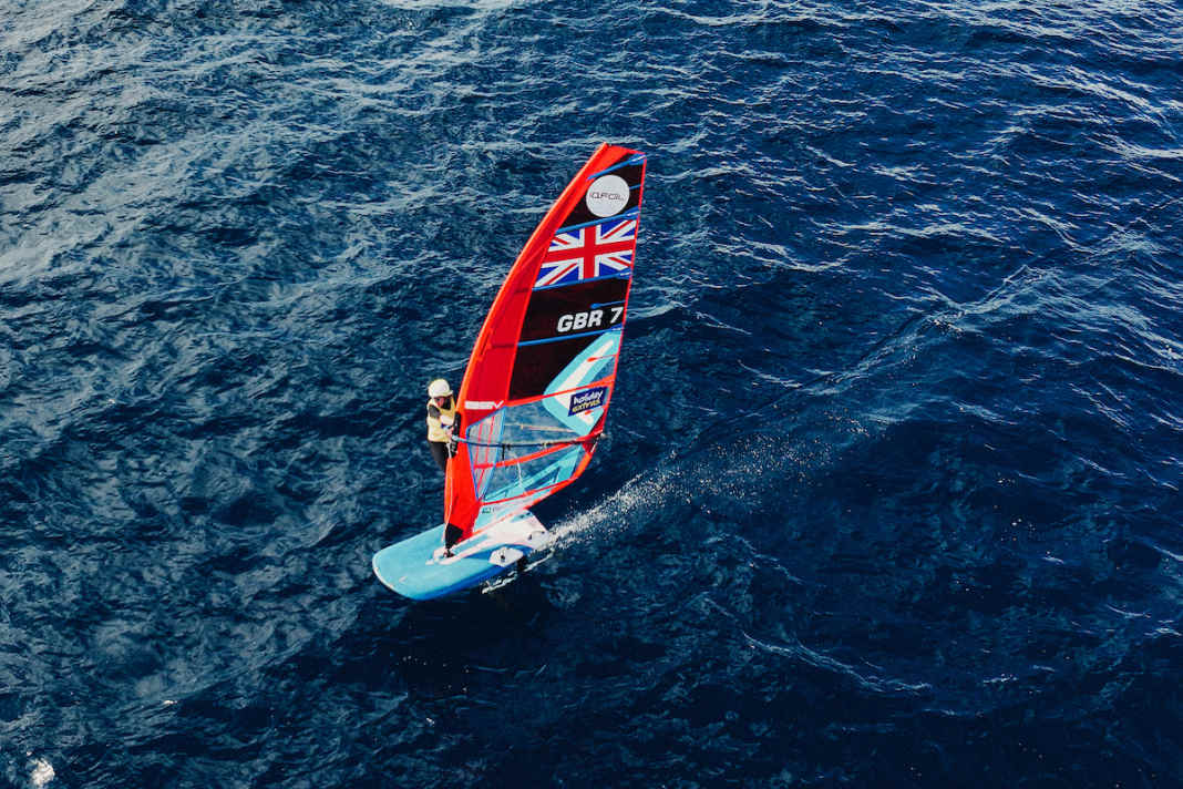 Wilson and Goyard extend their lead