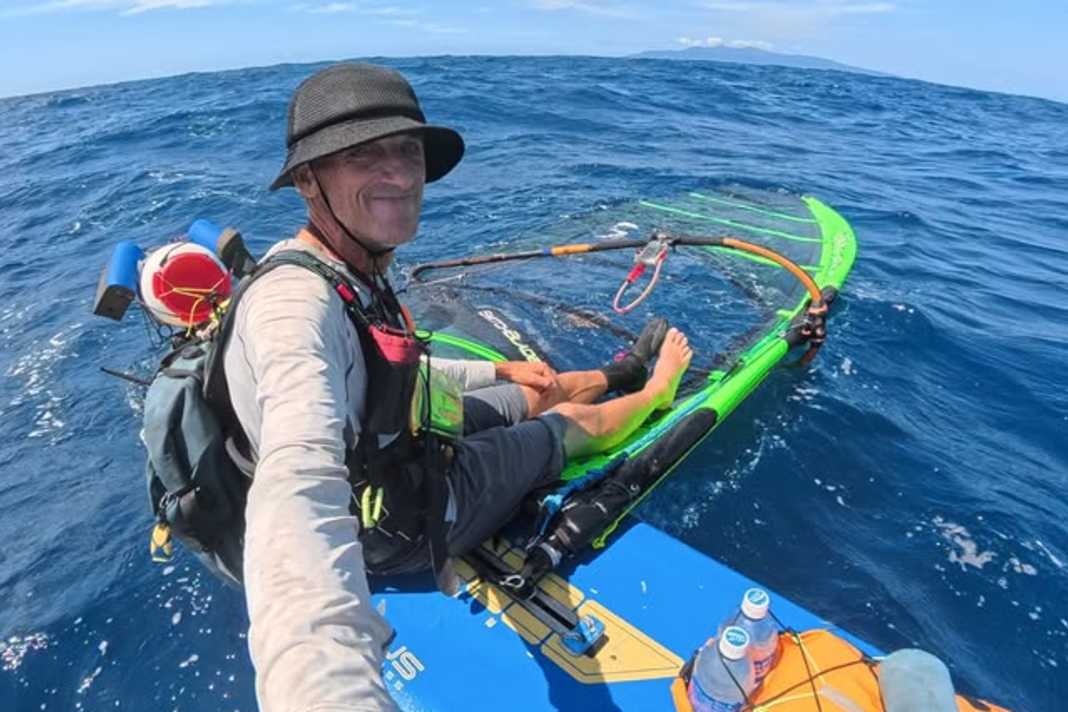 Japan-Umrundung vollendet - Jono Dunnett ist am Ziel!