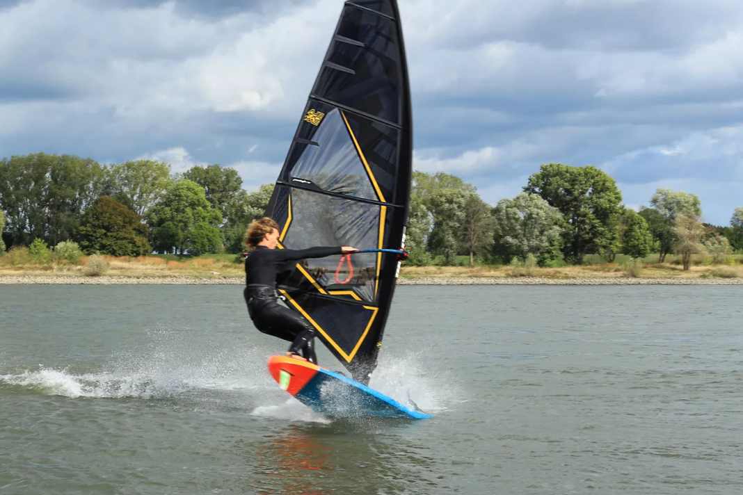 Freestyle-Segel Point-7 Slash 2022 im Test