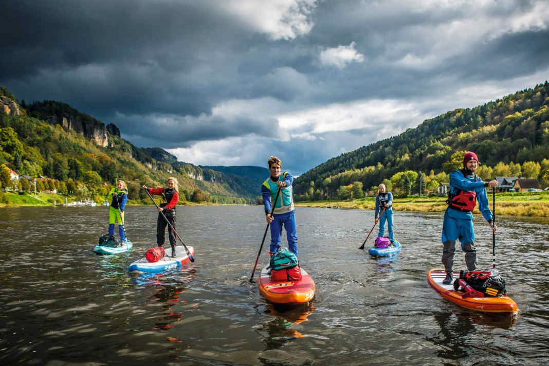 SUP multi-day tour on the Elbe