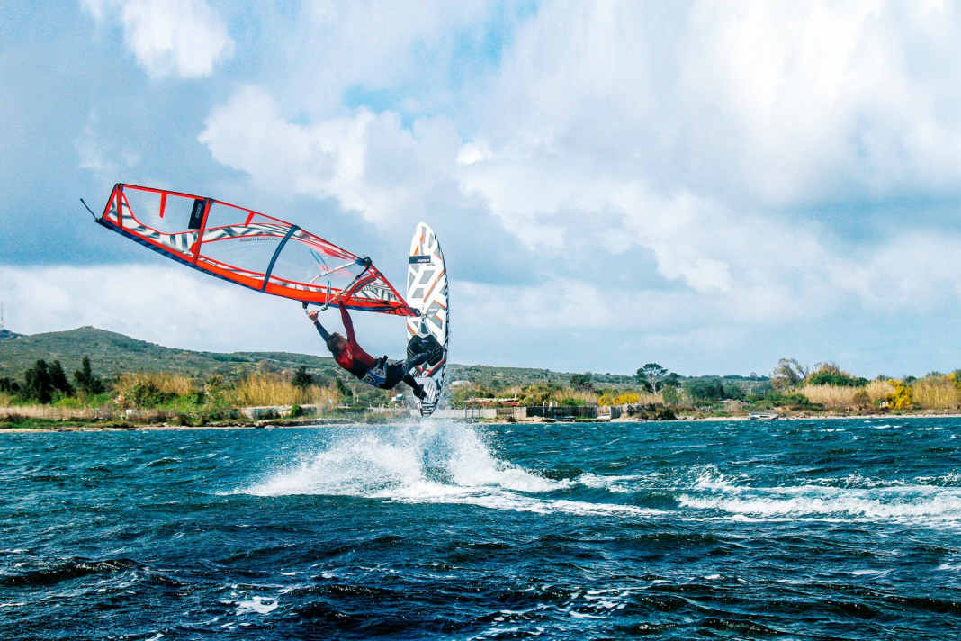 Die besten die Windsurfspots um Sant Antioco