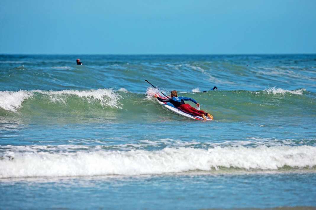 SUP-Fahrtechnik Wave: Wellen überqueren
