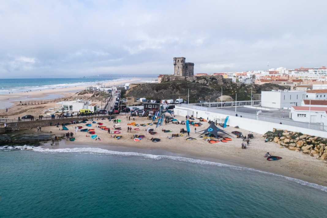 Title decisions postponed - the first day of the GWA Tarifa Wing Pro