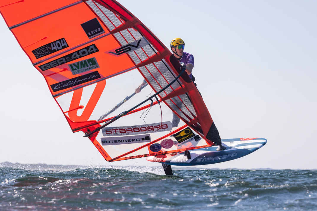 Fabian Wolf as coach at the GWA winter training camp in Soma Bay