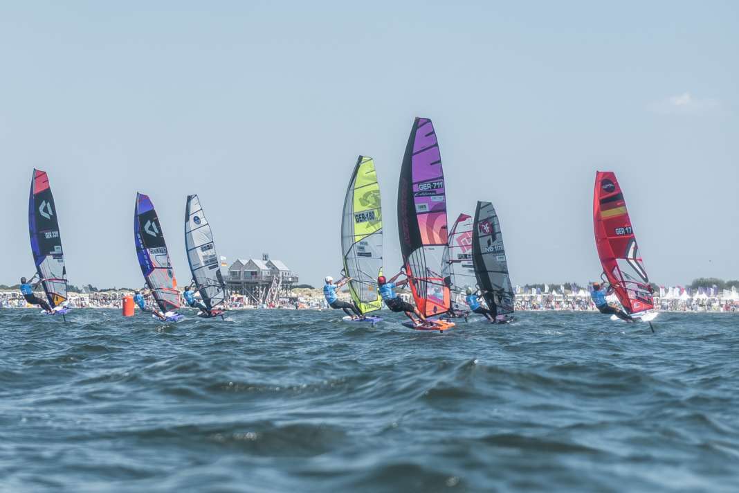 Soukos gewinnt Auftakt in St. Peter-Ording