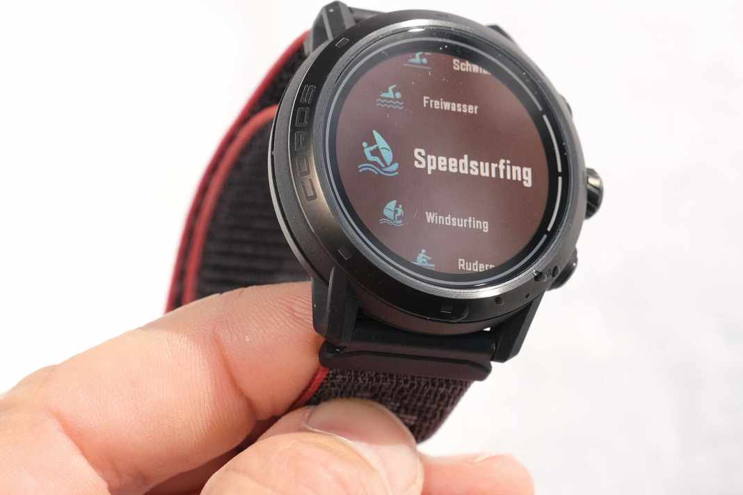 Luxus-GPS-Uhr für Surfer im Kurztest