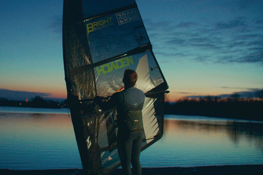 Bob van de Burgt plans 24-hour windsurfing world record attempt