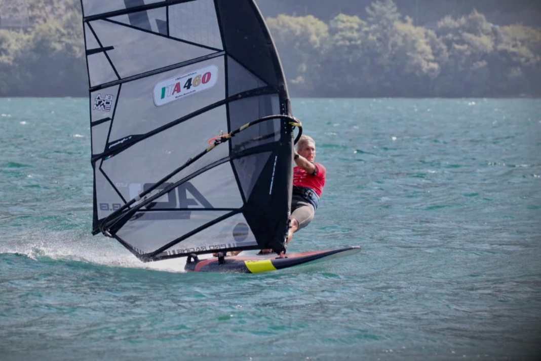 New board brand wants to push fin racing - three models to launch