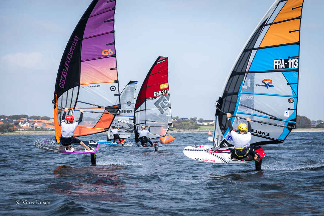 Cold Hawaii delivers spectacular slalom finals