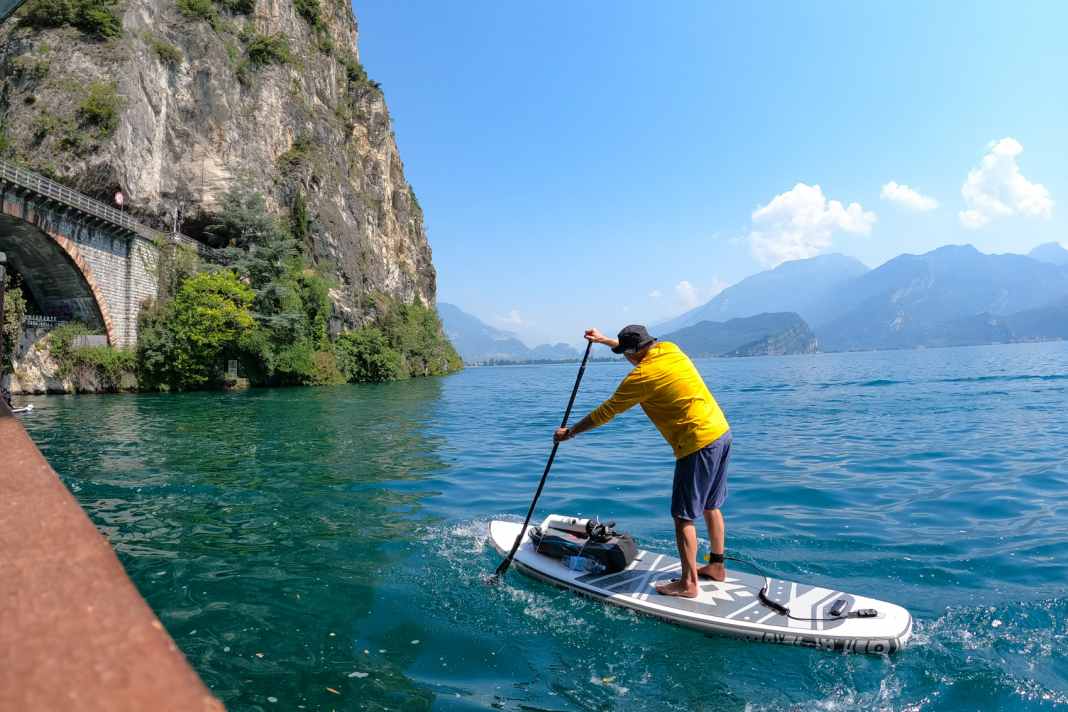 Board for paddle and wing in test