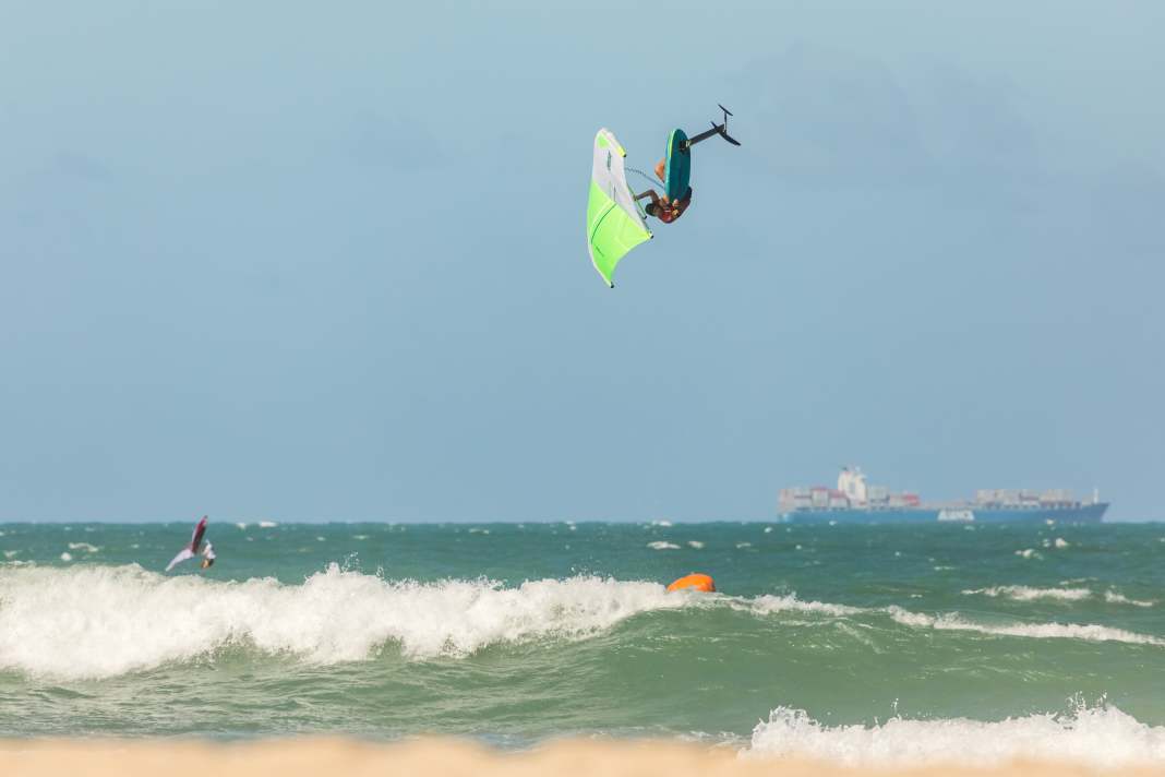 Wing freestylers invite you to the final exhibition run