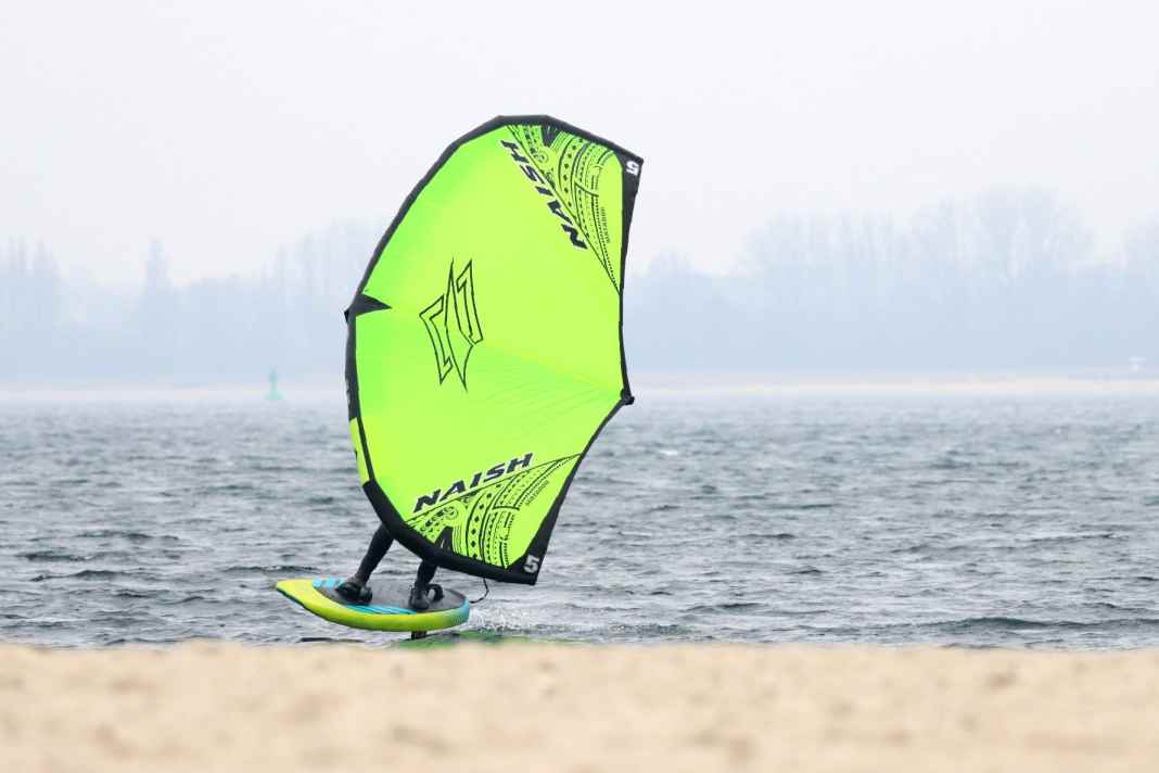 Naish Matador LT - kraftvoller Wing mit neuem Griffsystem