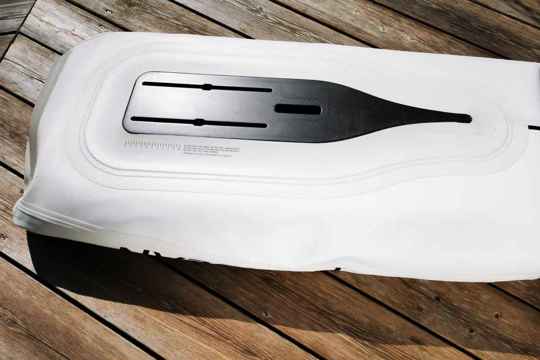The Fit Ocean Shaka Air Wingboard with mini pack size