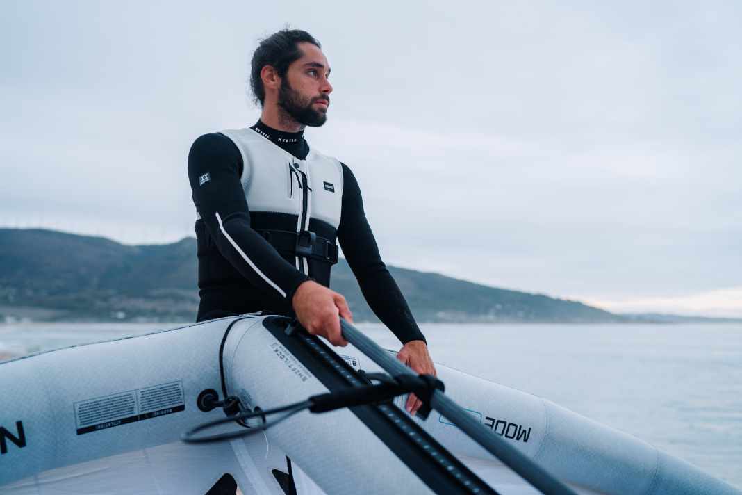 Endure Impact Vest von Mystic mit Trapezhaken