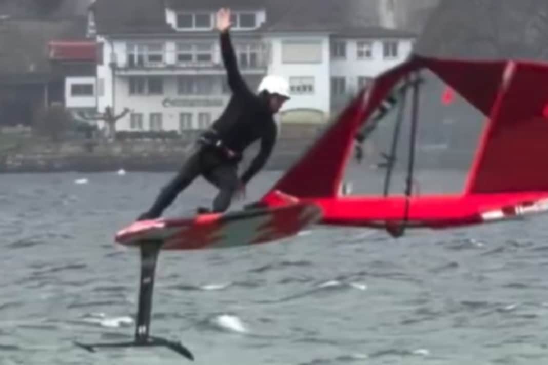 Balz Müller unpacks various toys (Windfoil vs. Wingfoil)