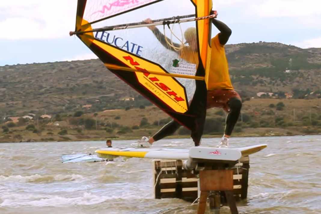 Epische Moves und schmerzhafte Slams im ersten Windsurf-Park