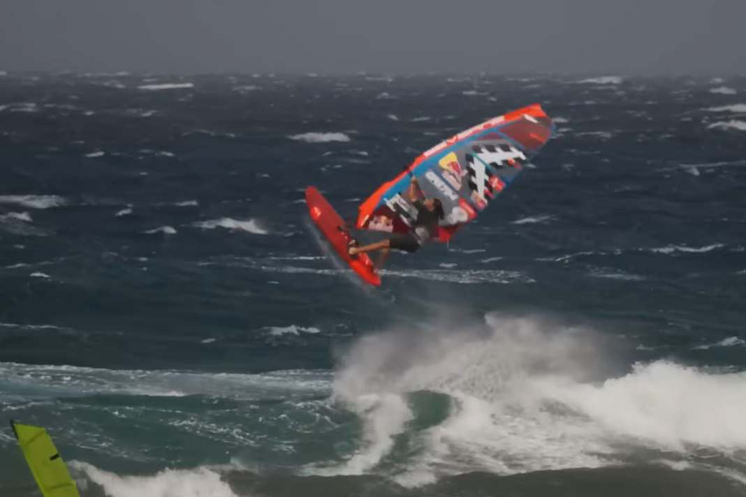 Lennart Neubauer schießt sich mit Shifty into Forward in den dritten Stock