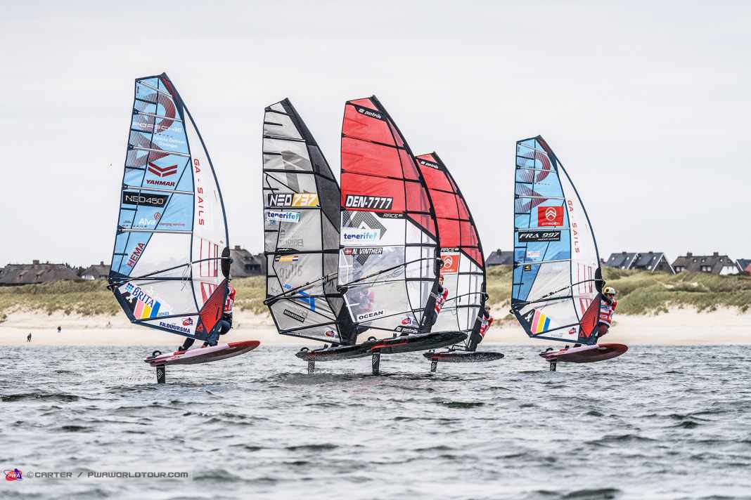 Starboard und NeilPryde sind Konstrukteurs-Weltmeister, Patrik dominiert im Foil Slalom