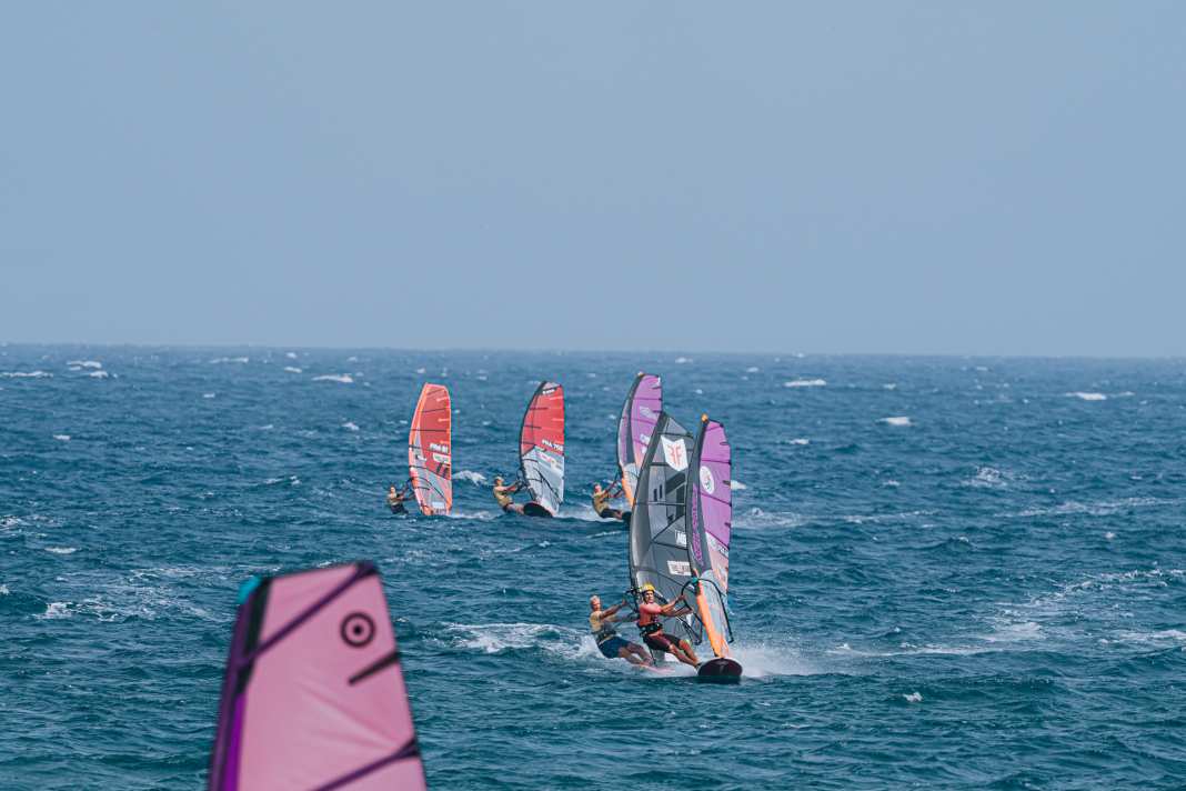 Offringa and Paré triumph off El Medano - displeasure among Slalom X riders