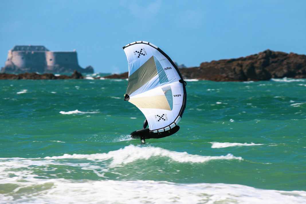 Vayu Aura X3 - all-rounder with new features