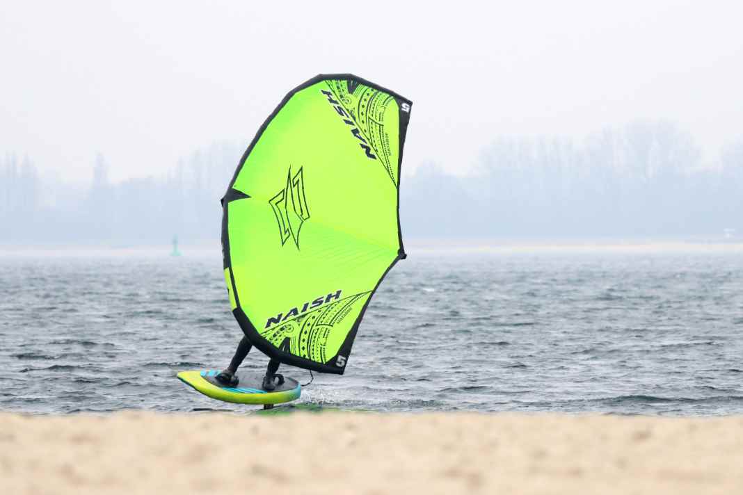 Naish Matador LT - kraftvoller Wing mit neuem Griffsystem