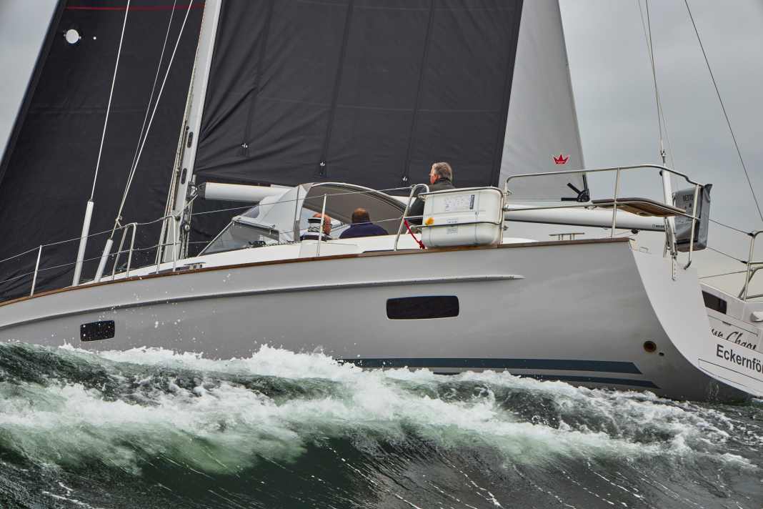 Premier coup d'essai avec le nouveau yacht à cockpit central d'Estonie