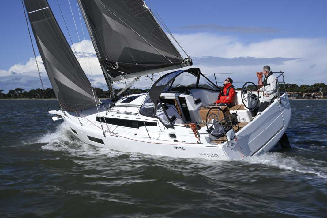 Un débutant passionnant sur le banc d'essai de YACHT